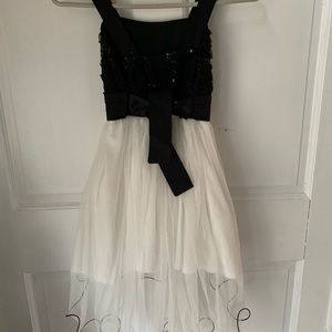 Girls black and white dress size 8